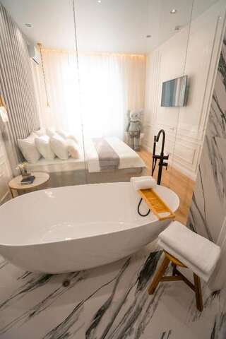 Гостиница Suite Hotel Кемерово Люкс с кроватью размера «king-size»-19